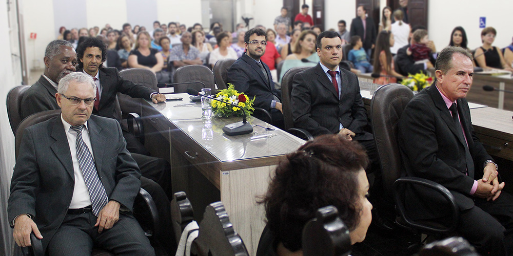 2016 04 15 sessao solene mulher cidada vereadores01 foto felipe queiroz div cmc