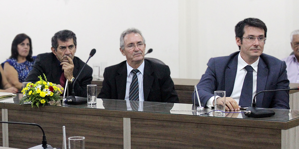 2016 04 15 sessao solene mulher cidada vereadores02 foto felipe queiroz div cmc