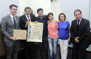 2016 05 25 comenda dr antonio carlos coelho diploma michael foto felipe queiroz div cmc