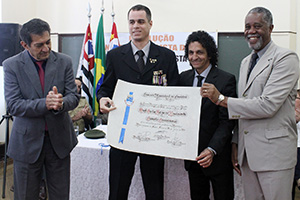 2016 08 01 sessao solene 9 julho diploma carlos felipe