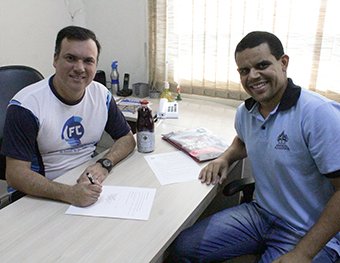 Charles Adventista EDITADA