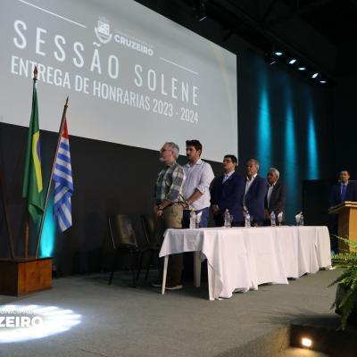 Sessão Solene - Entrega de Honrarias 2023-2024