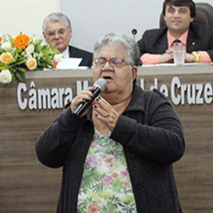 2016 06 22 sessao solene 29 04 cantora silvia sales