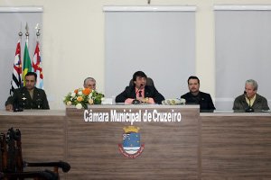 2016 06 22 sessao solene 29 04 mesa